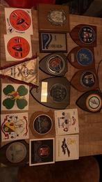 Diverse schildjes, Ophalen of Verzenden, Landmacht, Nederland, Embleem of Badge