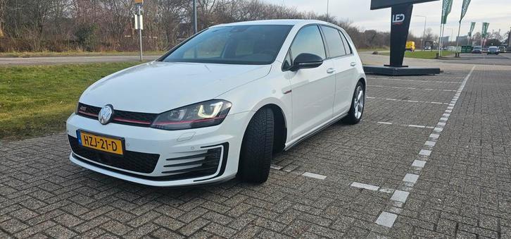 Volkswagen Golf 2.0 TSI 162KW 5D DSG 2014 Wit, Auto's, Volkswagen, Particulier, Golf, Benzine, Euro 6, Hatchback, Automaat, Geïmporteerd