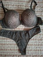 Livera bh en string 80E en L groen, Kleding | Dames, Ondergoed en Lingerie, Livera, Ophalen of Verzenden, Groen, Setje