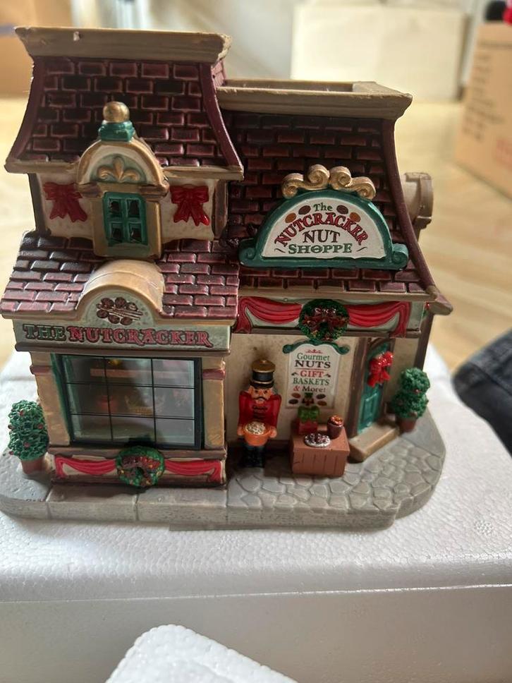Ketstdorp Lemax+ accessoires, Diversen, Kerst, Zo goed als nieuw, Ophalen