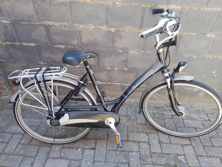 Damesfiets merk batavus ouverture vol automaat draadje, mooi, Fietsen en Brommers, Fietsen | Dames | Damesfietsen, Zo goed als nieuw