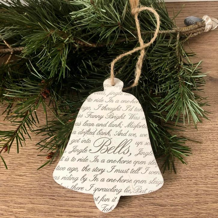 Riviera Maison Kerstbel Ornament met Jingle Bells Tekst, Sieraden, Tassen en Uiterlijk, Kettinghangers, Nieuw, Overige materialen