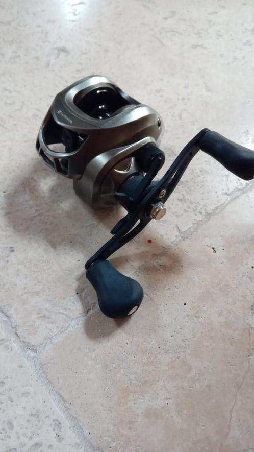 Ultimate Novix BC Baitcaster Reel, Watersport en Boten, Hengelsport | Algemeen, Zo goed als nieuw, Molen, Ophalen of Verzenden