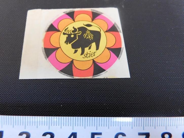 sticker sterrenbeeld Stier, Verzamelen, Stickers, Zo goed als nieuw, Bedrijf of Vereniging, Ophalen
