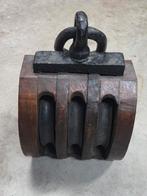 Antieke Houten Katrol met Metalen Beslag, Ophalen of Verzenden