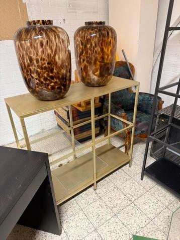 Vittsjo stellingkast IKEA, goud gespoten. beschikbaar voor biedingen