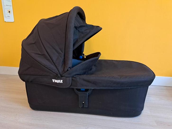 Thule Reiswieg / Bassinet - Zo goed als nieuw, Kinderen en Baby's, Kinderwagens en Combinaties, Zo goed als nieuw, Kinderwagen