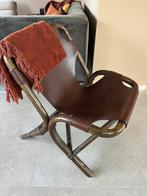 Vintage leren fauteuil bamboe rotan bruin, Ophalen, Zo goed als nieuw, 75 tot 100 cm, 50 tot 75 cm