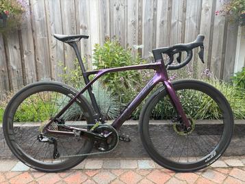 Lapierre Xelius 5.0 DI2 Custom/Zipp 303S/Carbon Cockpit! Di2 beschikbaar voor biedingen