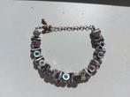 Zilverkleurige tonnetjesarmband met vele kleuren steentjes, Sieraden, Tassen en Uiterlijk, Armbanden, Kunststof of Plastic, Ophalen of Verzenden
