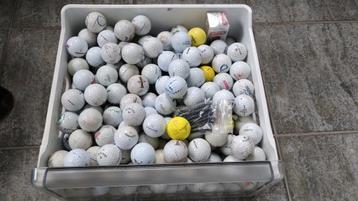 Golfballen gratis beschikbaar voor biedingen