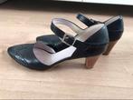 Italiaans lederen hakschoentje, Vero Cuoio, Schoenen met lage hakken, Blauw, Ophalen of Verzenden