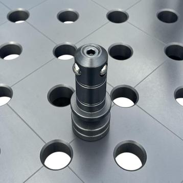 verschillende tools voor lastafel 28mm  beschikbaar voor biedingen