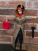 Mattel Barbie Autumn in London Collector Edition pop/ poppen, Verzamelen, Ophalen of Verzenden, Zo goed als nieuw, Pop