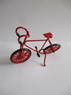 poppenhuis klein racefietsje rood metaal, Ophalen of Verzenden, Zo goed als nieuw, Decoratie