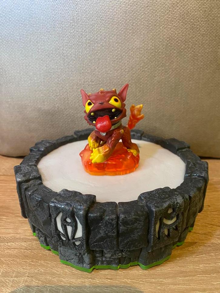 Hot Dog | Skylanders Giants, Spelcomputers en Games, Games | Overige, Zo goed als nieuw, Ophalen of Verzenden