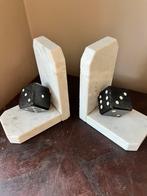 Twee carrara marmeren boekensteunen, Ophalen