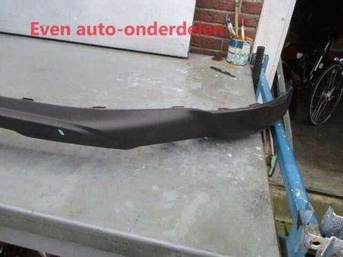 voorbumper onderlip  toyota RAV 4, Auto-onderdelen, Carrosserie en Plaatwerk, Bumper, Toyota, Voor, Gebruikt, Ophalen of Verzenden