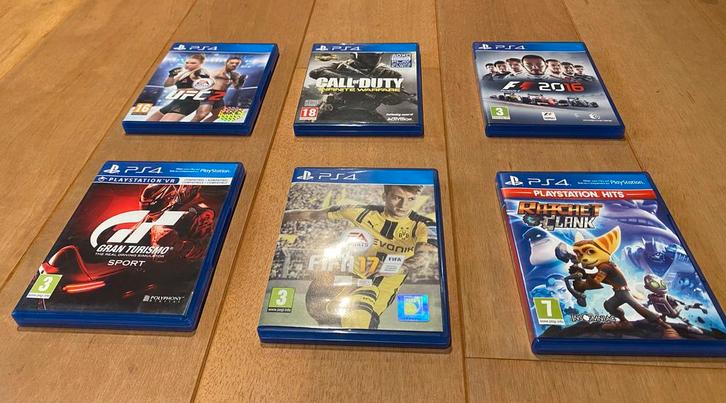 PS4 Spellen, Spelcomputers en Games, Spelcomputers | Sony PlayStation 4, Zo goed als nieuw, Original, Met 1 controller, Met games