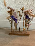 Droogbloemen in Houten Standaard, Ophalen, Zo goed als nieuw