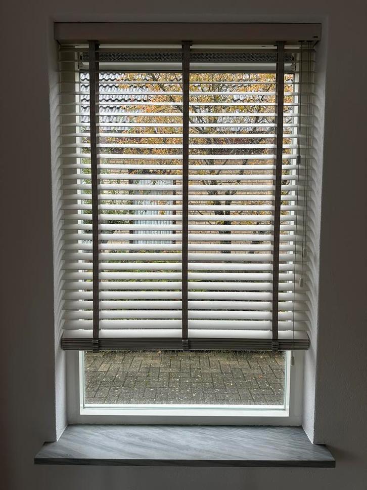 3 Jaloezieen (2 verschillende maten) ook los te koop, Huis en Inrichting, Stoffering | Gordijnen en Lamellen, Zo goed als nieuw