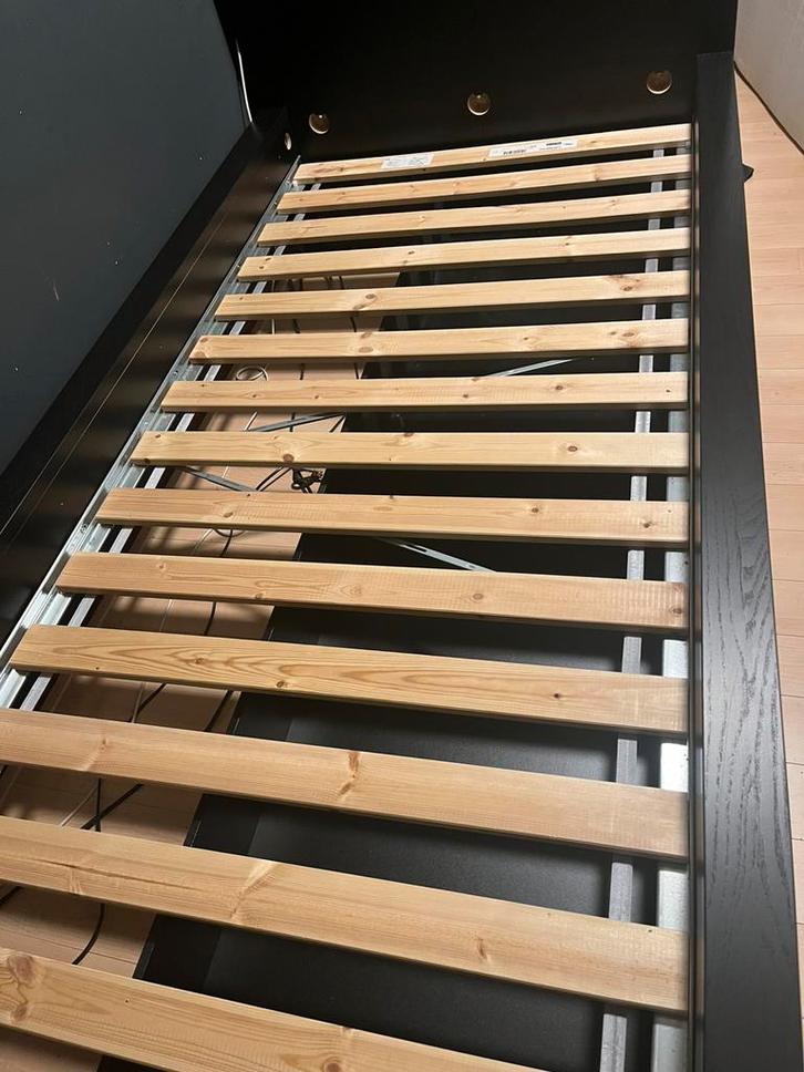Mooie zwart IKEA Malm bed met 2 lades, Huis en Inrichting, Slaapkamer | Bedden, Zo goed als nieuw, Eenpersoons, 90 cm, Hout, Zwart