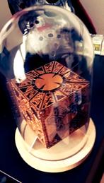 Hellraiser Puzzle box in stolp, Ophalen of Verzenden, Nieuw, Film, Beeldje, Replica of Model
