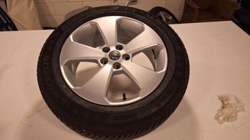 Opel Velgen met Winterbanden 215/60R17 beschikbaar voor biedingen