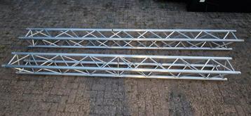 2 stuks truss beschikbaar voor biedingen