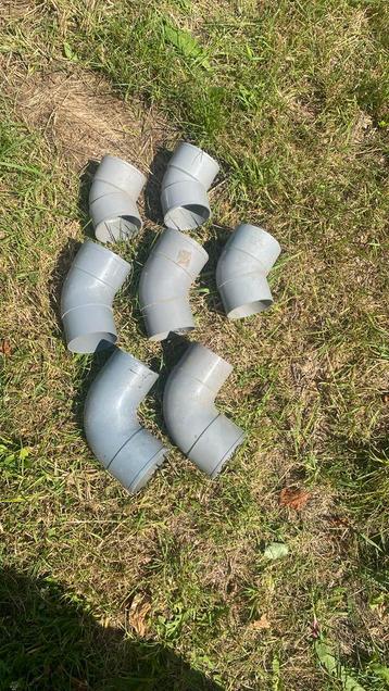 Koppelstukken 100 mm beschikbaar voor biedingen