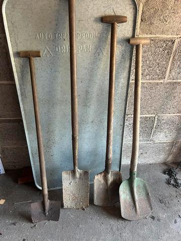 Tuingereedschap beschikbaar voor biedingen