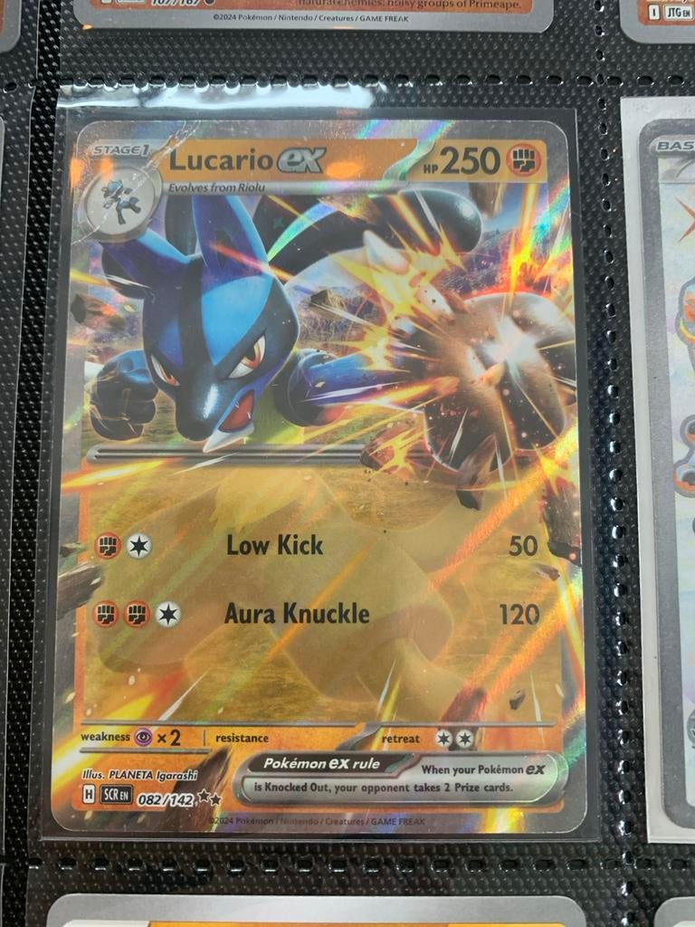 Lucario EX - Zeldzame Pokémon kaart!, Ophalen of Verzenden, Zo goed als nieuw, Losse kaart, Foil