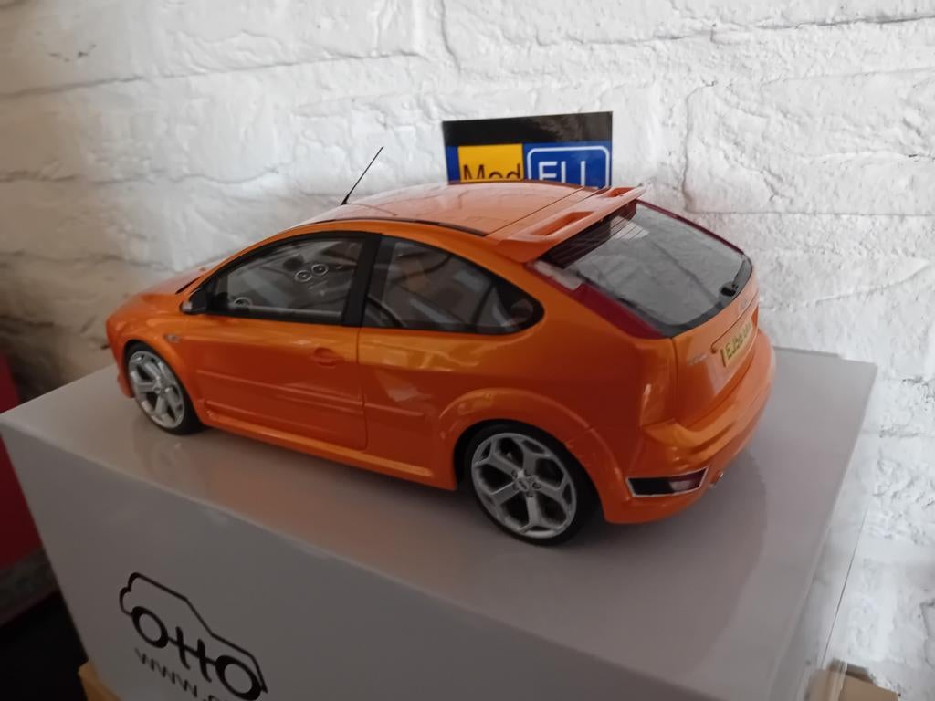 Ford Focus MK2 ST 2.5 OTTOMOBILE, Hobby en Vrije tijd, Modelauto's | 1:18, OttOMobile, Auto, Ergens in Frankrijk, OTTOMOBILE