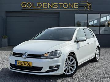 Volkswagen Golf 1.4 TSI Highline 2e Eigenaar,Navi,Parkeerass beschikbaar voor biedingen