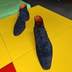 Santoni half hoog suede schoenen met blauwe kleur 41/5, Blauw, Ophalen of Verzenden, Zo goed als nieuw, Santoni