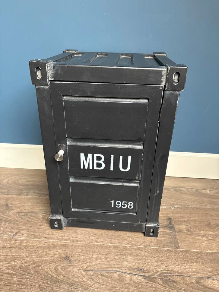 Stoer Legerlook Nachtkastje Kind, Huis en Inrichting, Kasten | Dressoirs, Zo goed als nieuw, Minder dan 50 cm, 25 tot 50 cm, Met deur(en)