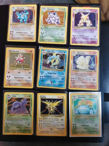 9 holo's base set en fossil 1999 beschikbaar voor biedingen