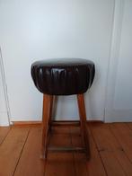 Vintage stevige barkrukken., Ophalen, Zo goed als nieuw, Hout