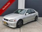 Lexus IS 200 Executive, 155 pk, Sedan, Zilver of Grijs, 6 cilinders