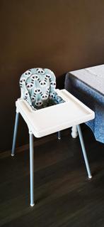 Ikea kinderstoel met stoelverkleiner, Kinderen en Baby's, Kinderstoelen, Ophalen, Zo goed als nieuw, Overige typen, Stoelverkleiner
