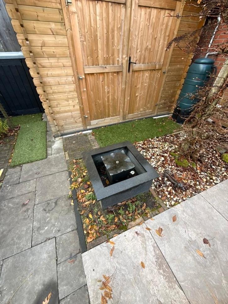 Fontein, tuinornament / waterornament, Tuin en Terras, Tuinbeelden, Zo goed als nieuw, Overige typen, Steen, Ophalen