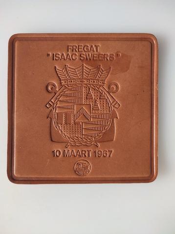 Lederen onderzetter van Fregat Isaac Sweers 1967 - marine beschikbaar voor biedingen
