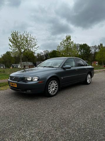 Volvo S80 2.5 T AUT Dealer onderhouden beschikbaar voor biedingen