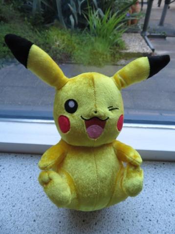 Pikatchu Pokémon merk Tomy knipogend glanzend velours beschikbaar voor biedingen