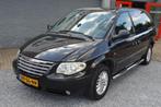 Chrysler Voyager 2.4i SE Luxe Airco 7 Pers Schuifdeur Trekha, Voorwielaandrijving, 4 cilinders, Zwart, Handgeschakeld