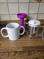 2 bekers en een ijsjeshouder voor gehandicapten NIEUW, Diversen, Ophalen of Verzenden, Nieuw
