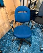 Gebruikte ahrend 220 bureaustoel blauw, Ophalen of Verzenden, Zo goed als nieuw, Blauw