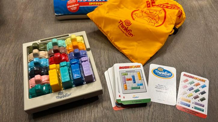 Rush Hour Thinkfun Puzzelspel - leuke smartgame!, Kinderen en Baby's, Speelgoed | Educatief en Creatief, Ophalen of Verzenden