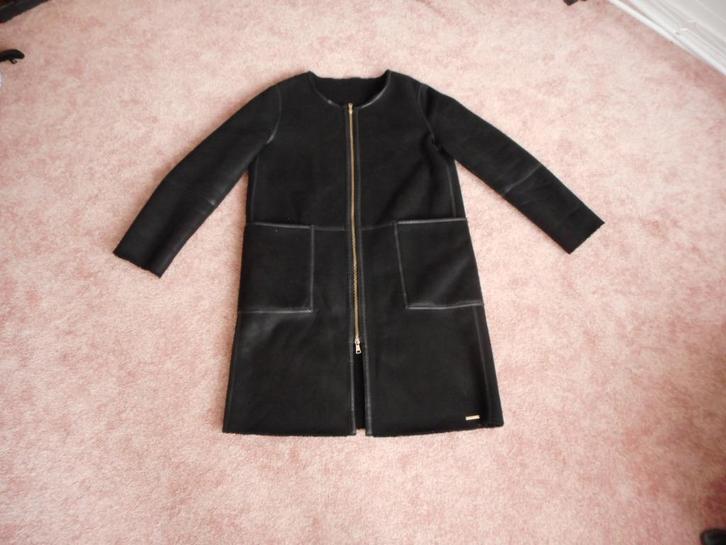 Mooie winter jas Rino & Pelle maat 40 imitatie lambskin, Kleding | Dames, Jassen | Winter, Zo goed als nieuw, Maat 38/40 (M), Zwart