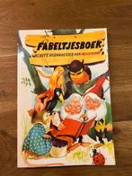 Fabeltjesboek - Nelly Kunst, Boeken, Ophalen of Verzenden, Gelezen